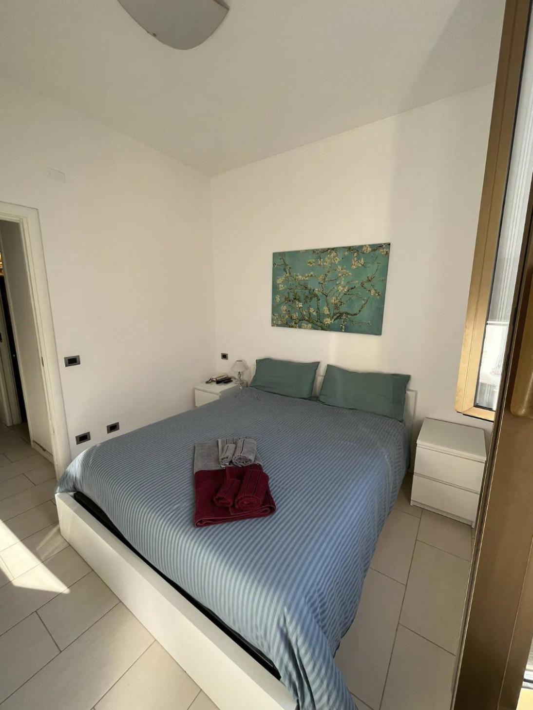 Entire House - Cute And Modern Flat, Very Well Connected To The Center Mailand