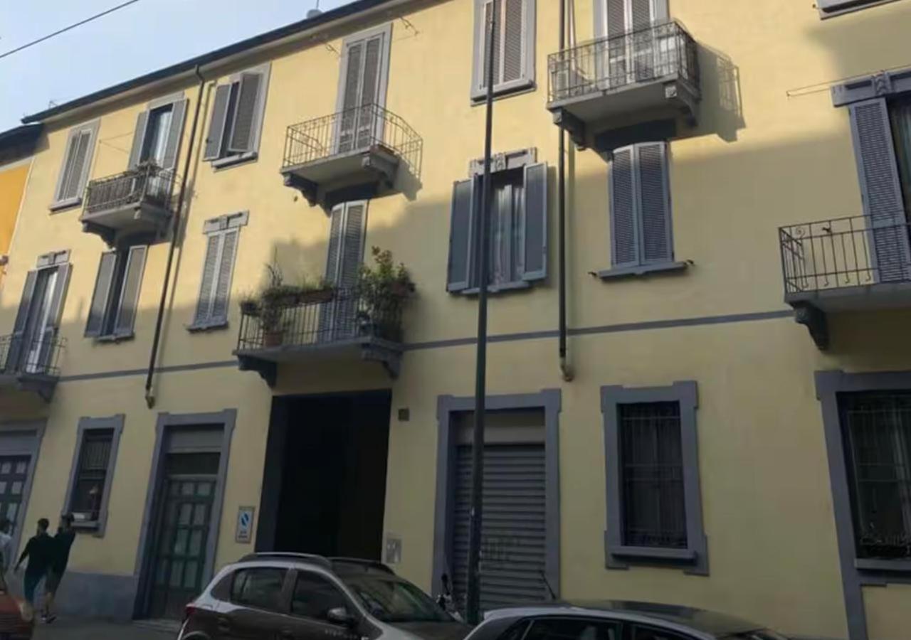 Entire House - Cute And Modern Flat, Very Well Connected To The Center Apartment Mailand